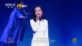 红色的比基尼